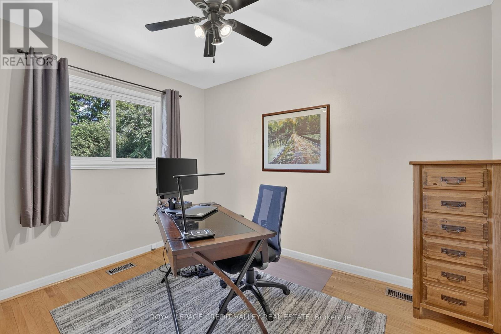 80 CORNWALL ROAD - 17
