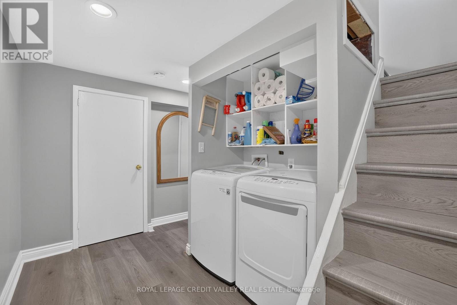 80 CORNWALL ROAD - 21