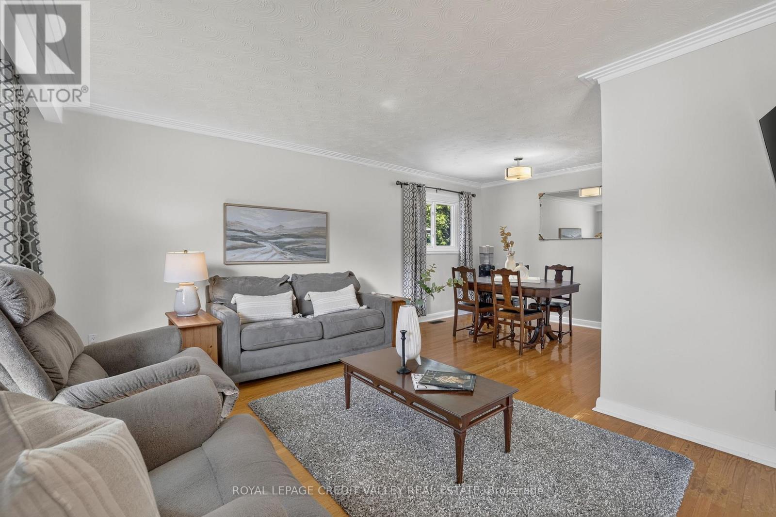80 CORNWALL ROAD - 6