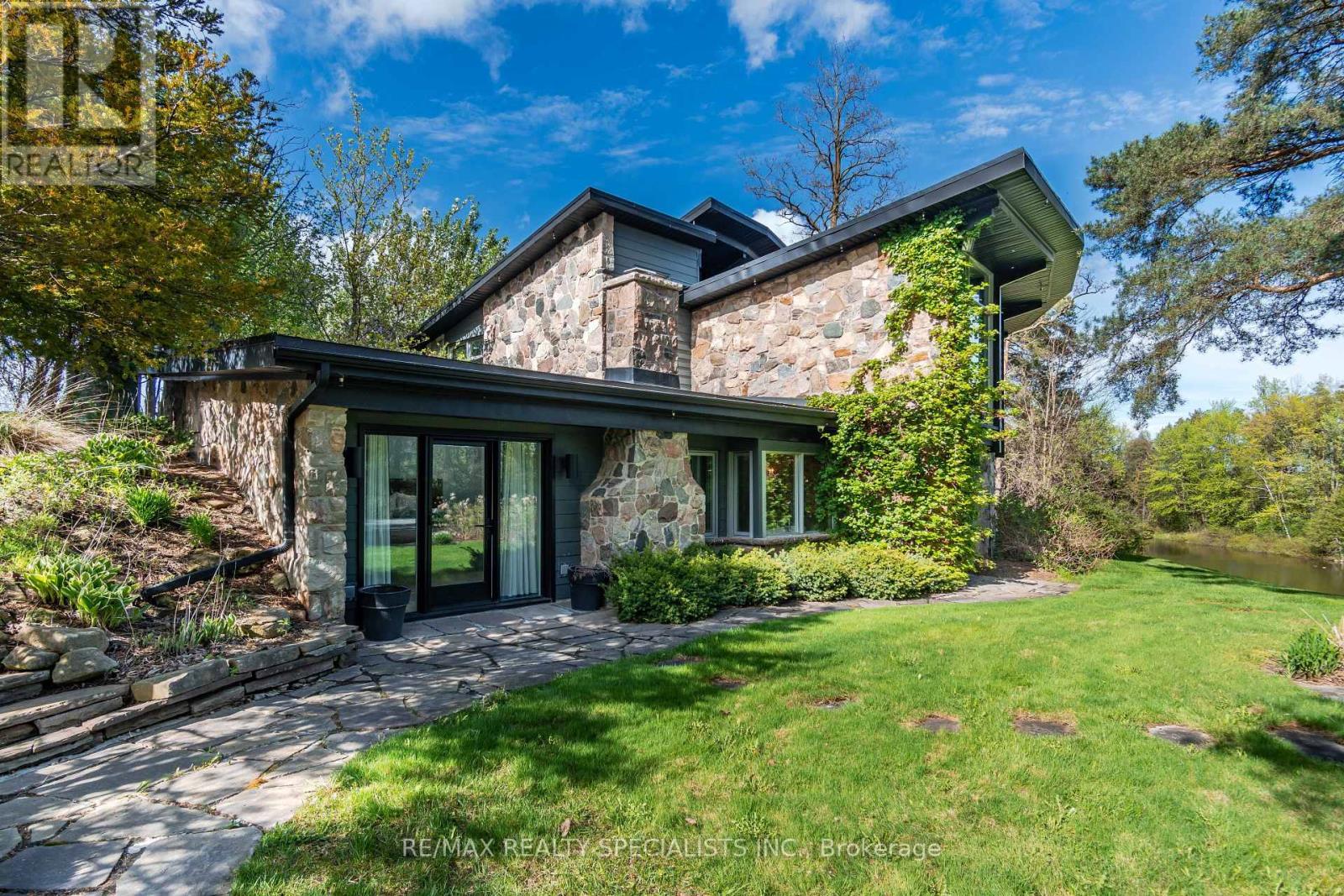 Photo of 16167 Mclaughlin Road