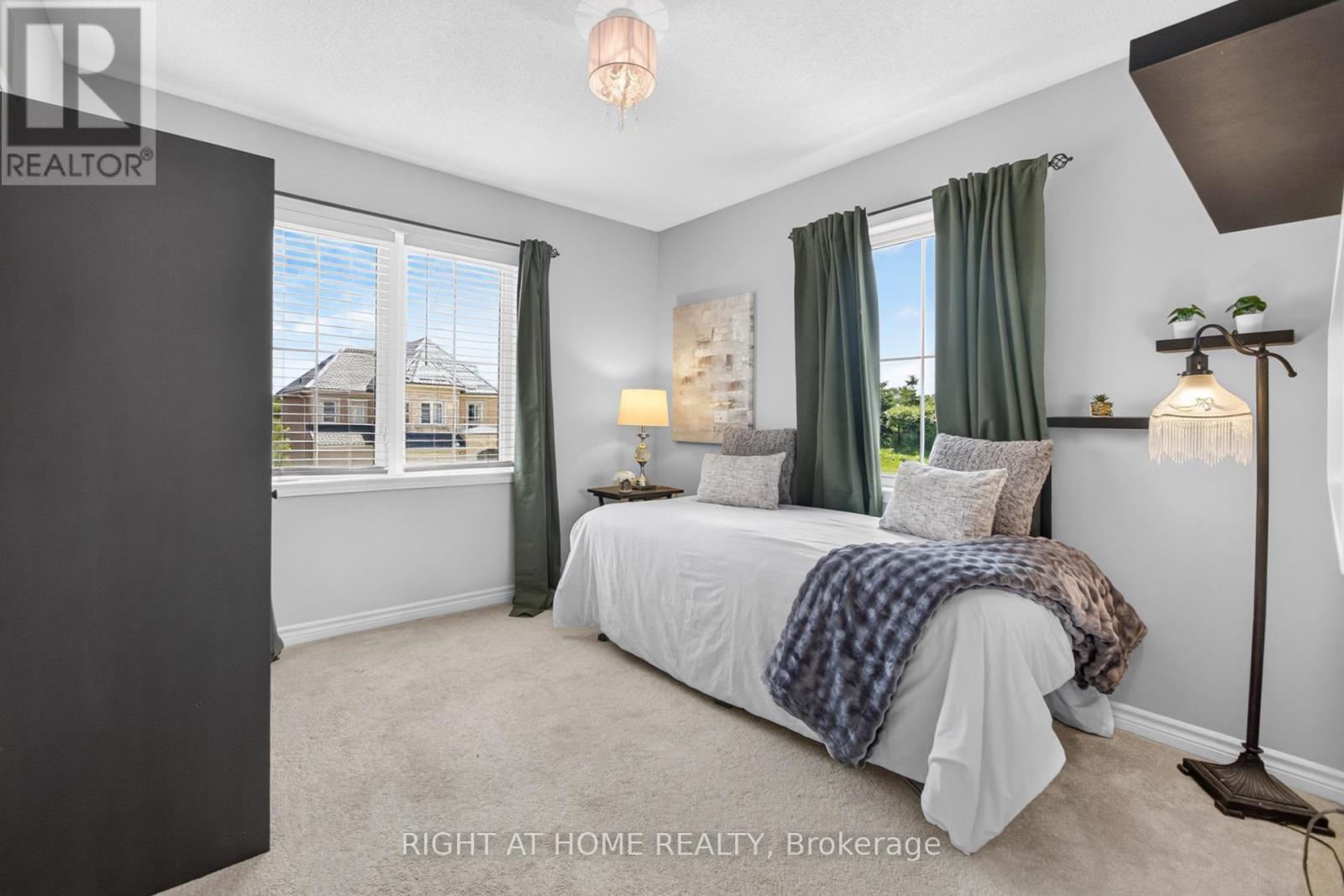 615 HEPBURN ROAD - 34