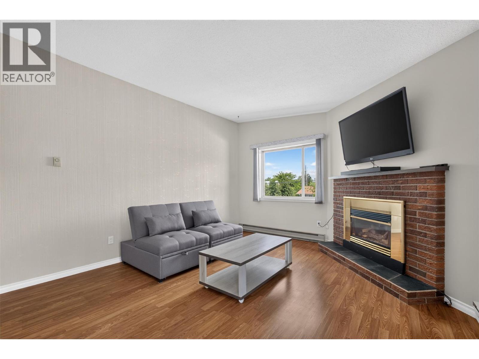 240 McIntosh Road Unit# 226, Kelowna