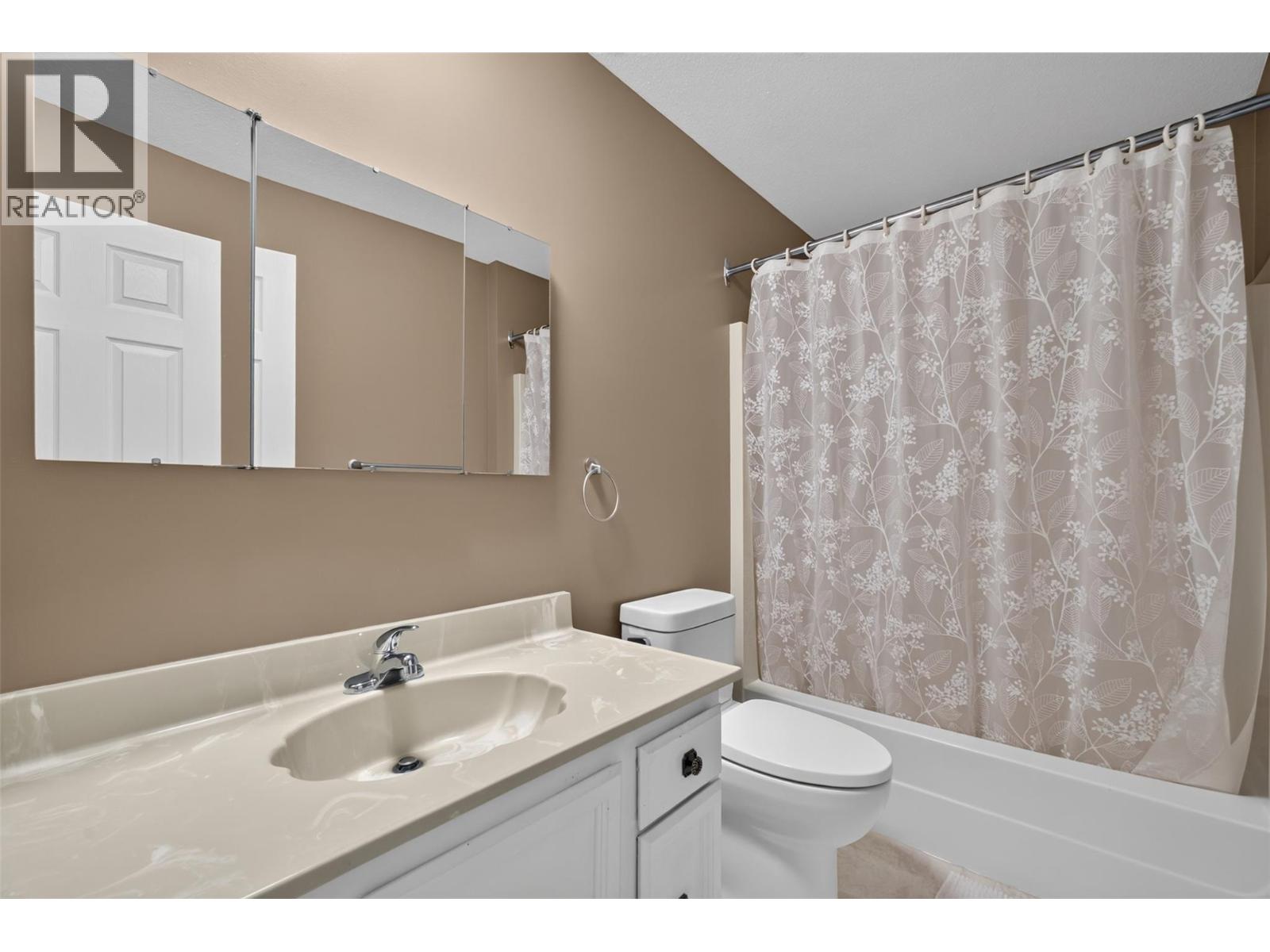 240 McIntosh Road Unit# 226, Kelowna