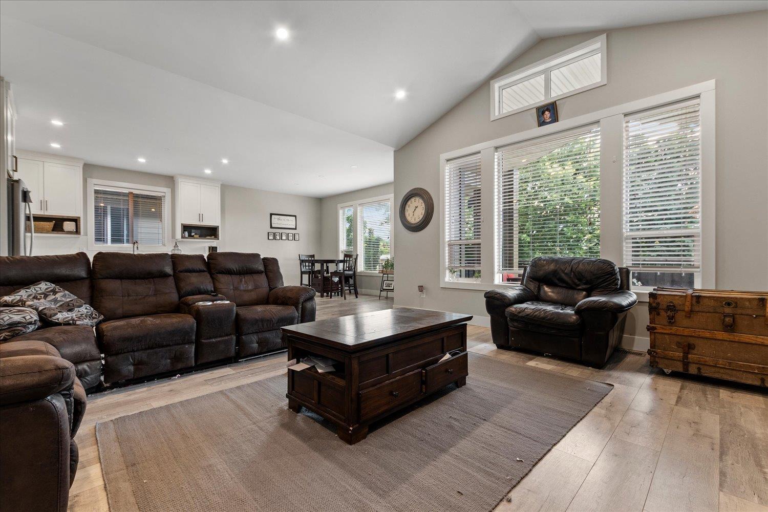 46302 RIVERSIDE DRIVE, Chilliwack Proper East, Chilliwack