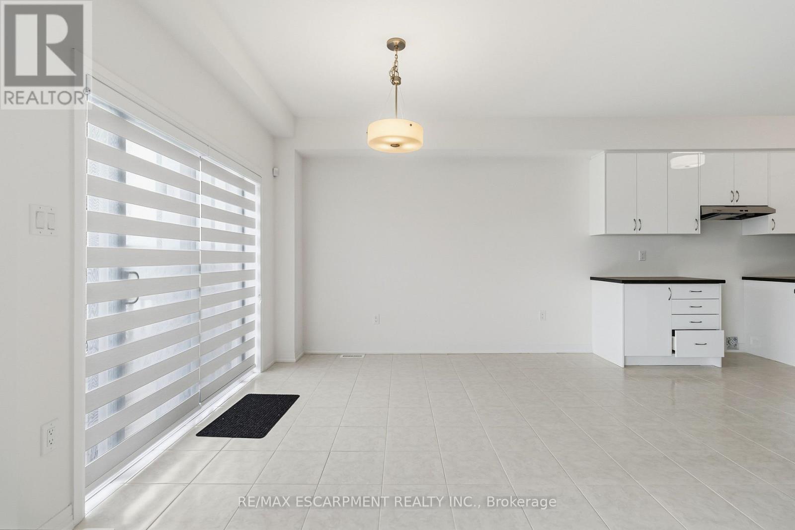 126 HITCHMAN STREET - 10