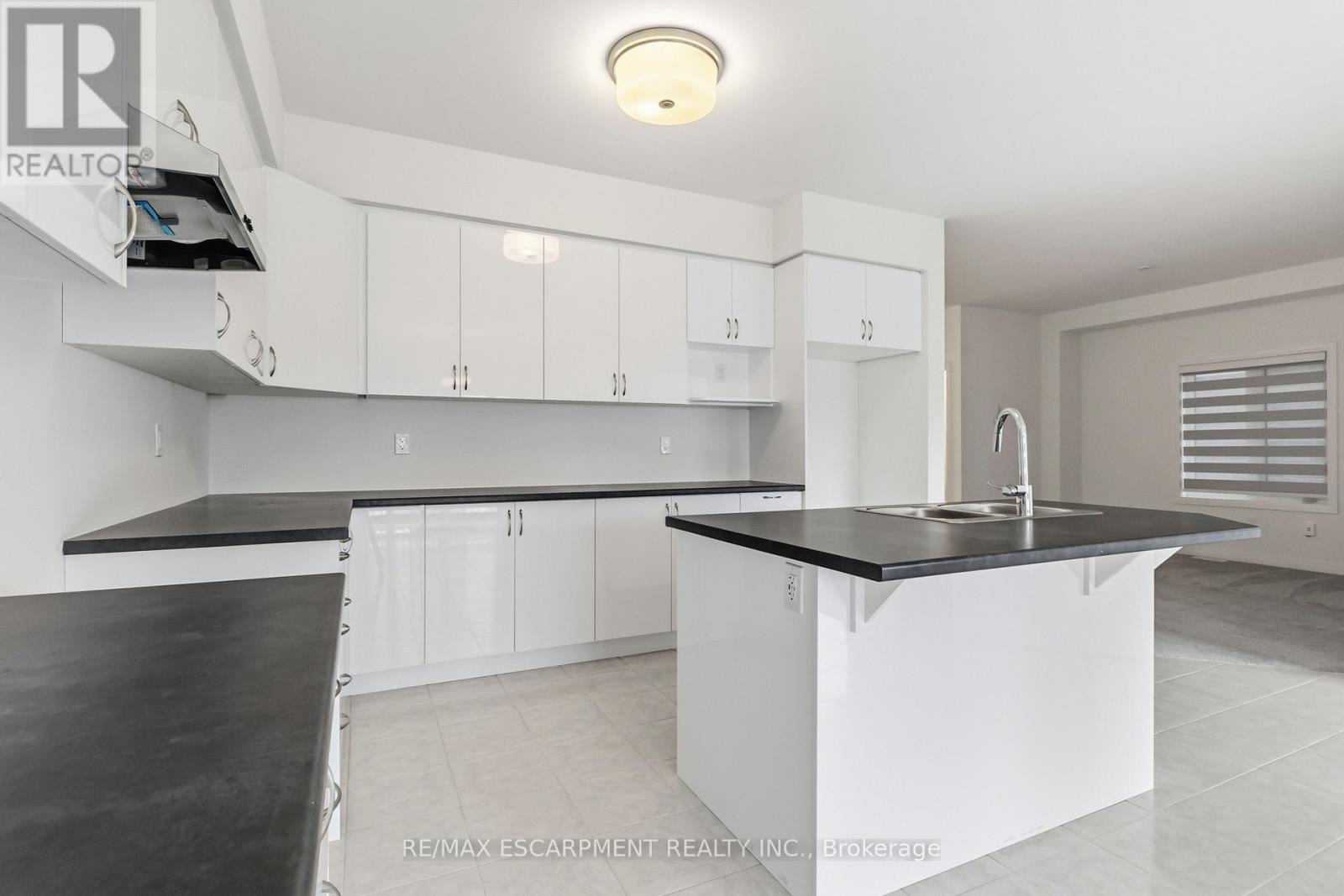 126 HITCHMAN STREET - 13