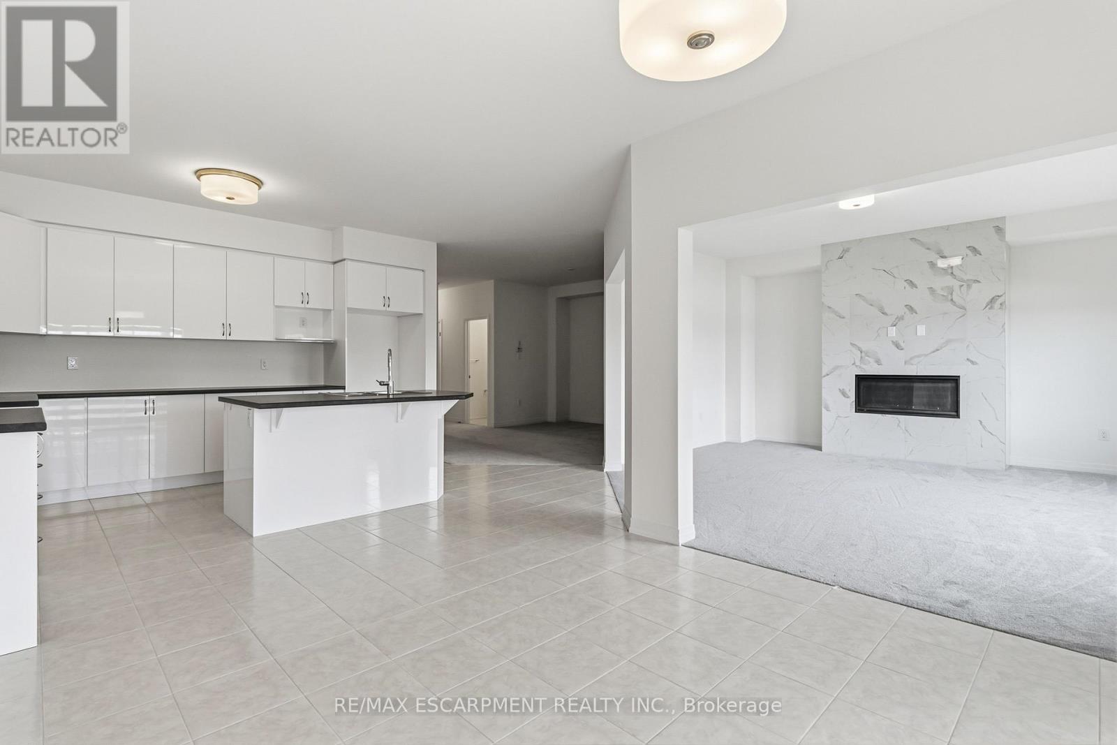 126 HITCHMAN STREET - 18