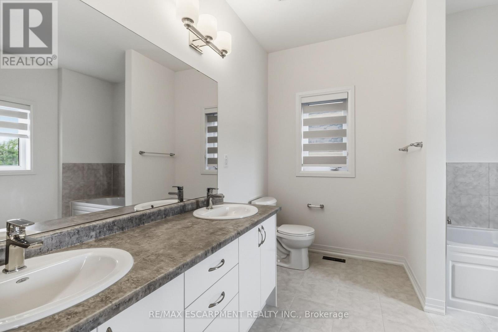 126 HITCHMAN STREET - 22