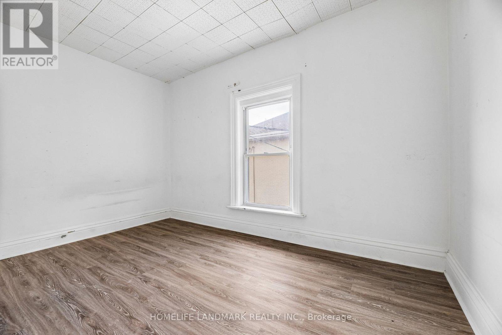 737 WATER STREET - 17