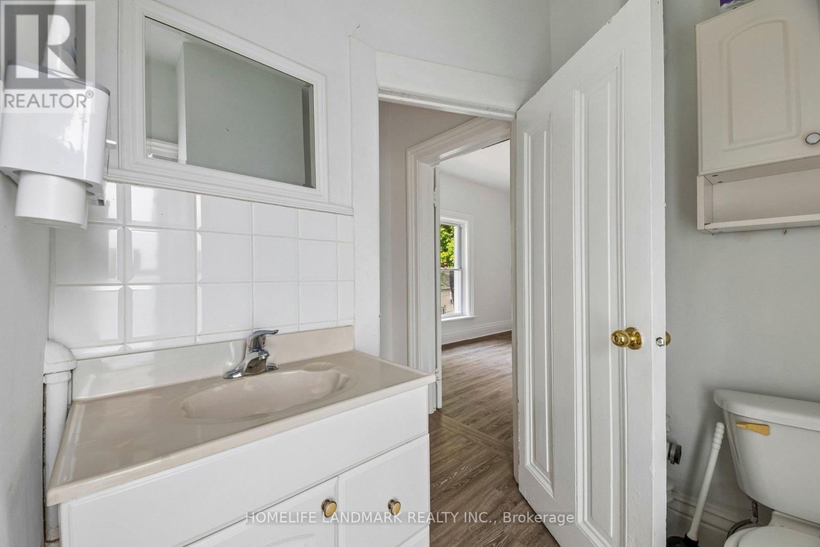 737 WATER STREET - 20