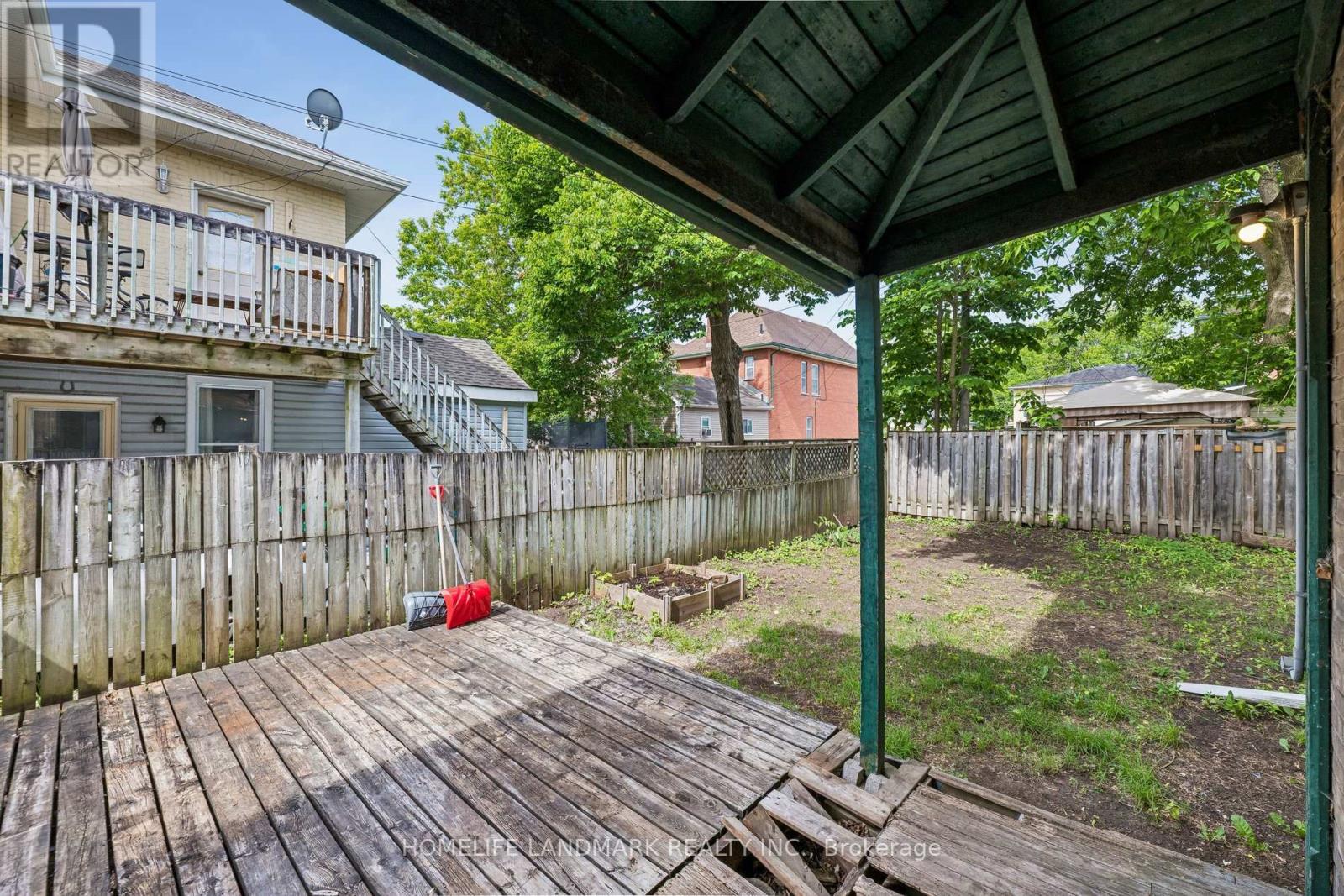 737 WATER STREET - 23