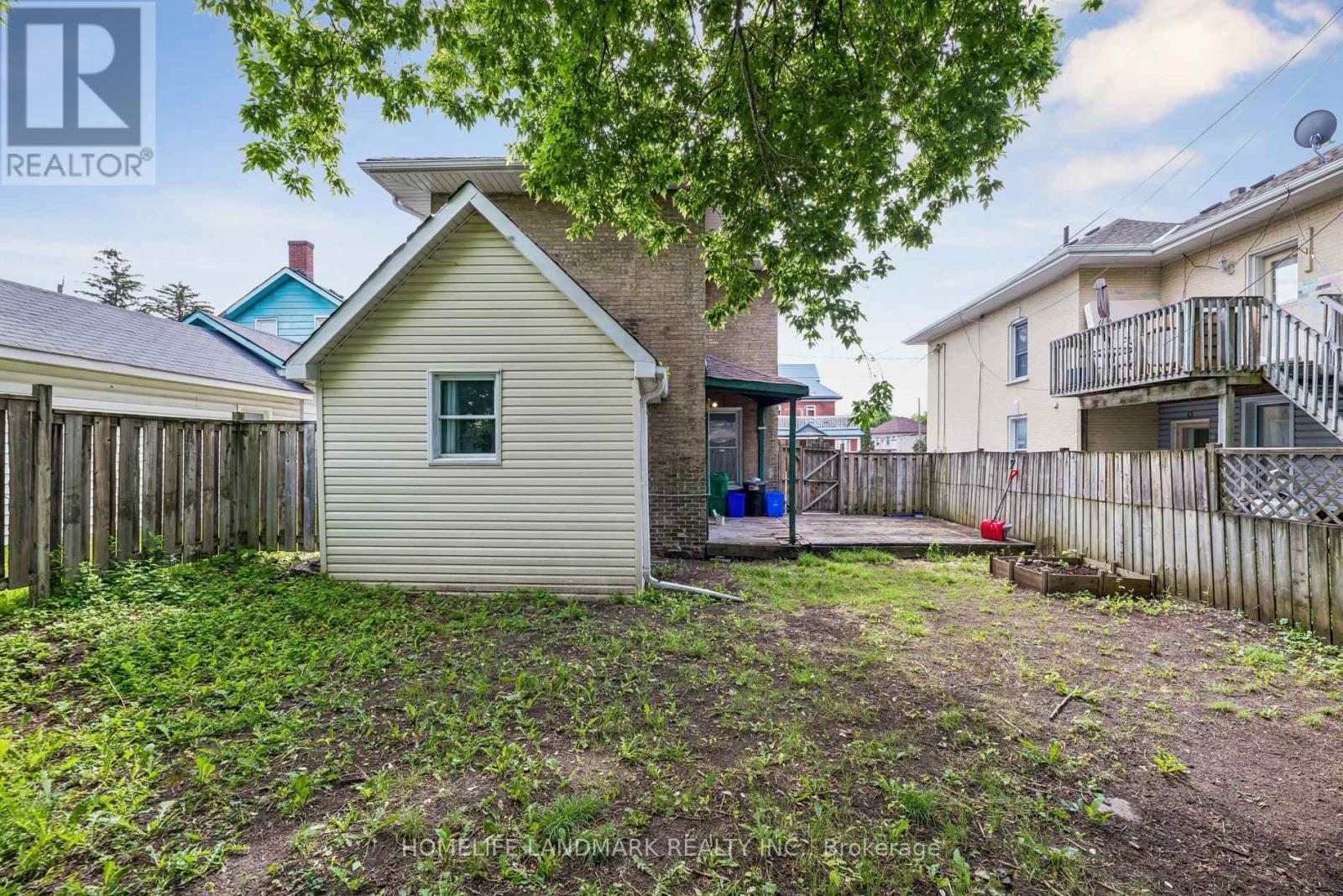 737 WATER STREET - 25