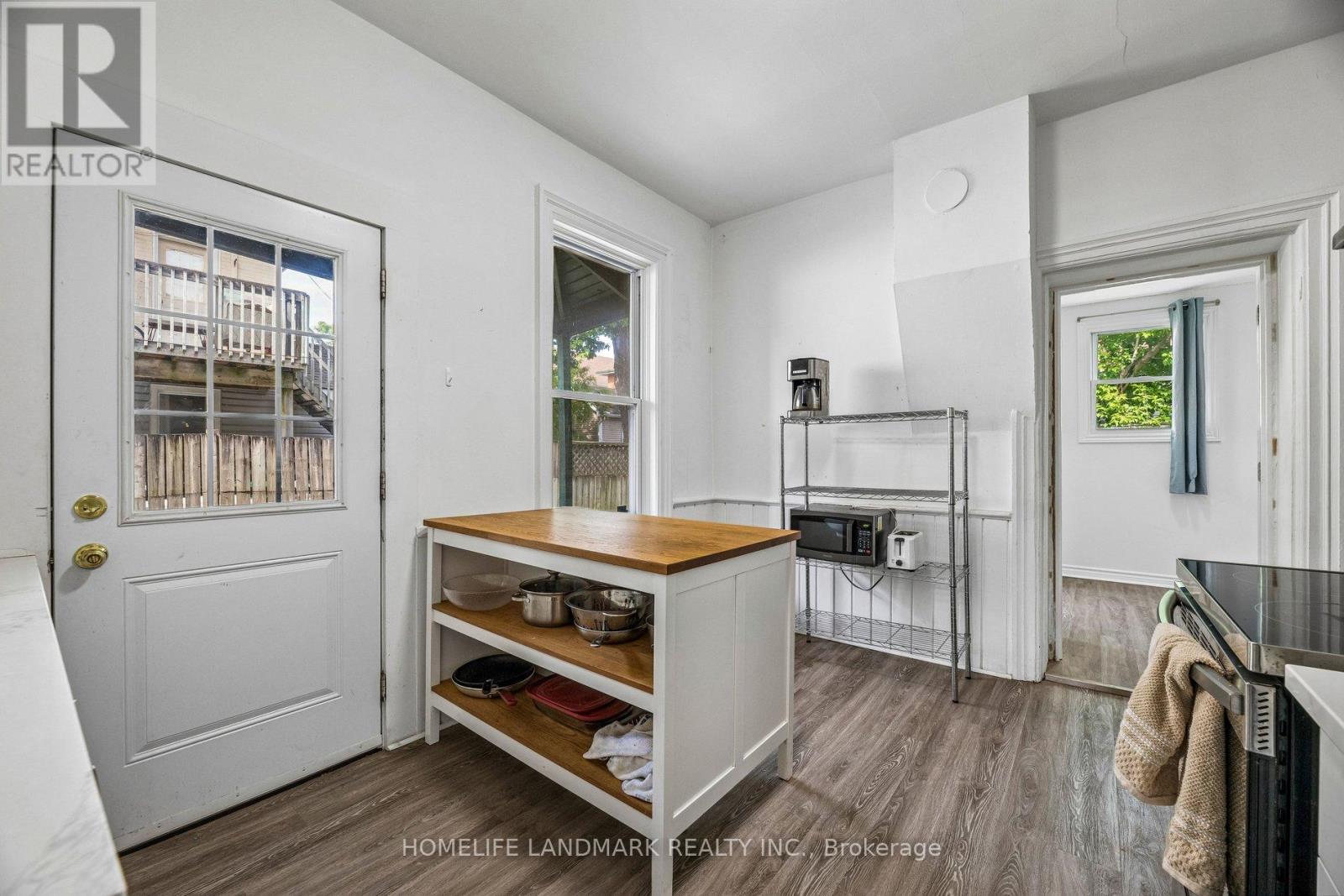 737 WATER STREET - 8