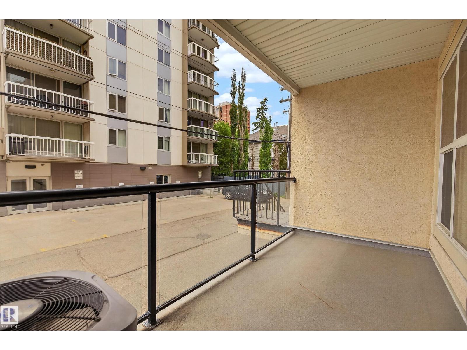 #109 9828 112 ST NW - 21