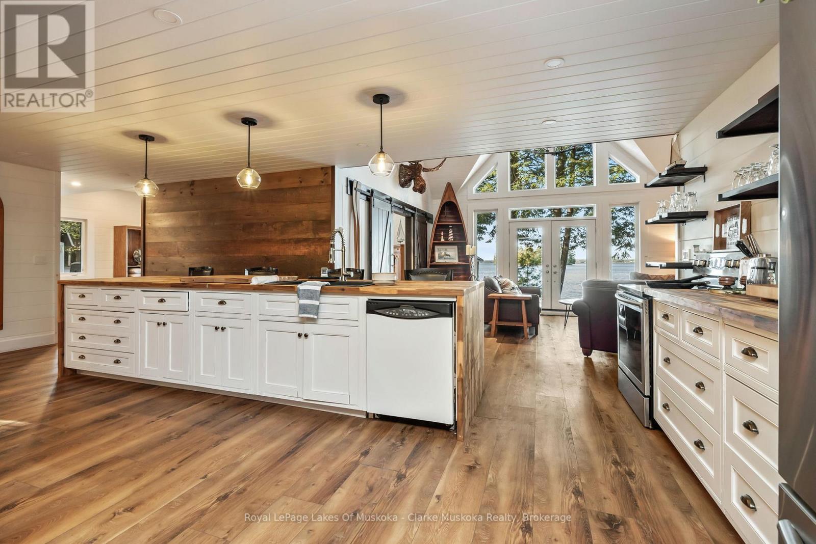 1118 SHAMROCK ROAD - Image 39
