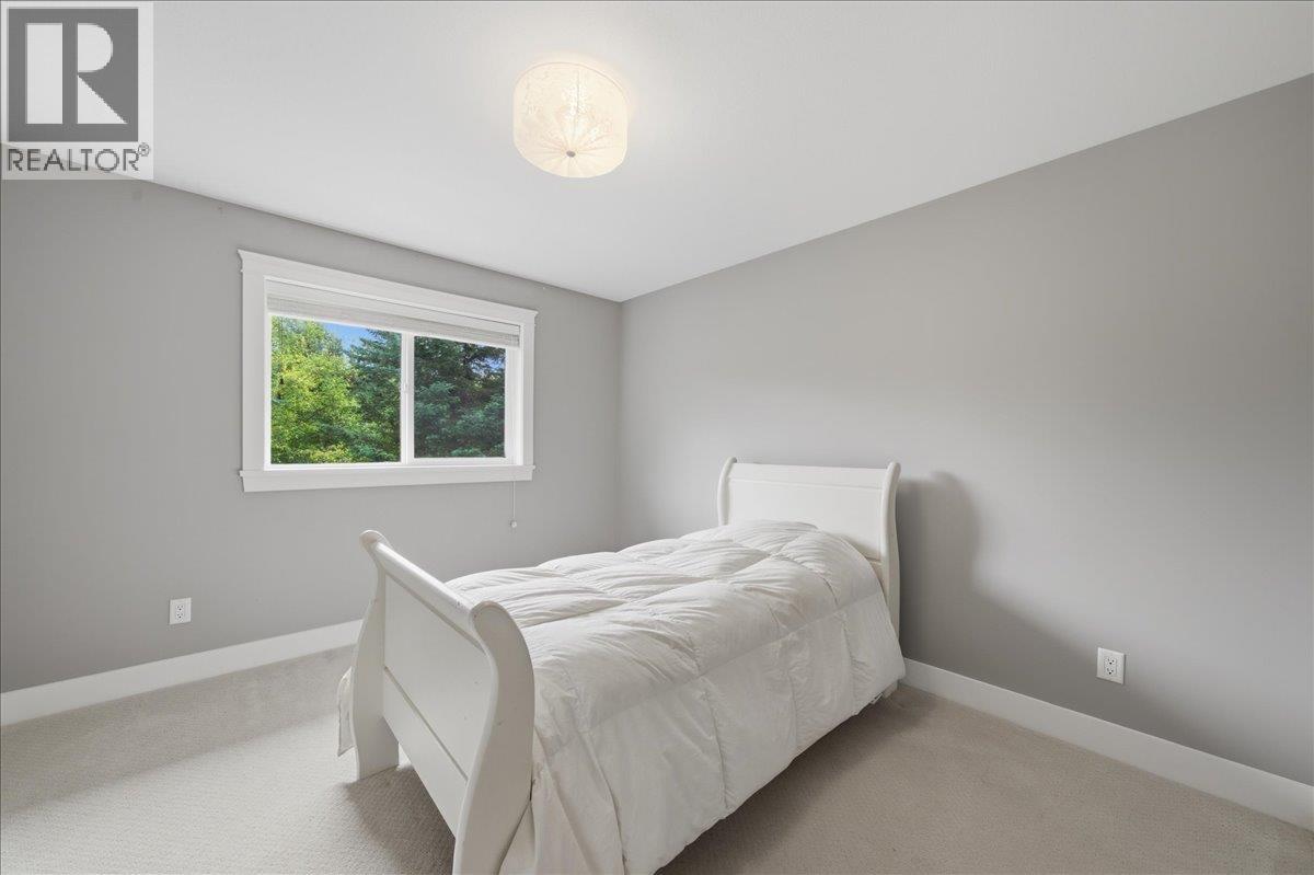 24766 100A AVENUE, Maple Ridge