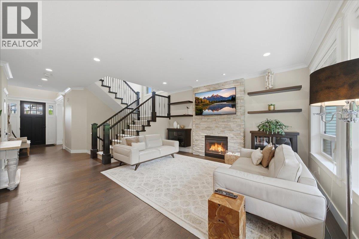 24766 100A AVENUE, Maple Ridge