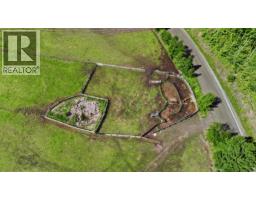 33 Lang Road, Cherryville, BC V0E2G3 Photo 15