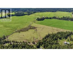 33 Lang Road, Cherryville, BC V0E2G3 Photo 8