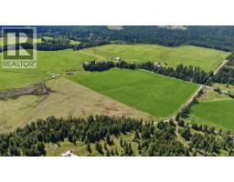 33 Lang Road, Cherryville, BC V0E2G3 Photo 7