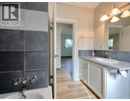6910 Ponderosa Drive, Osoyoos, BC V0H1V3 Photo 26
