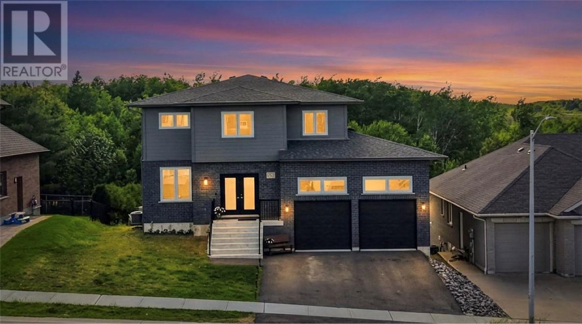 90 Landreville Drive - 1