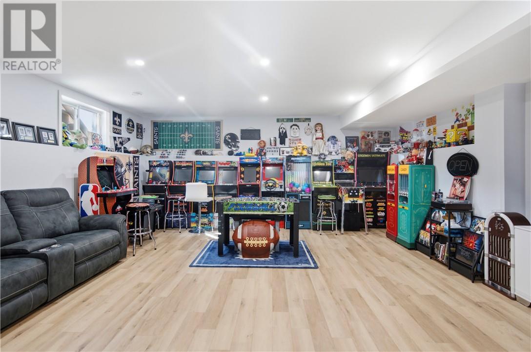 90 Landreville Drive - 23