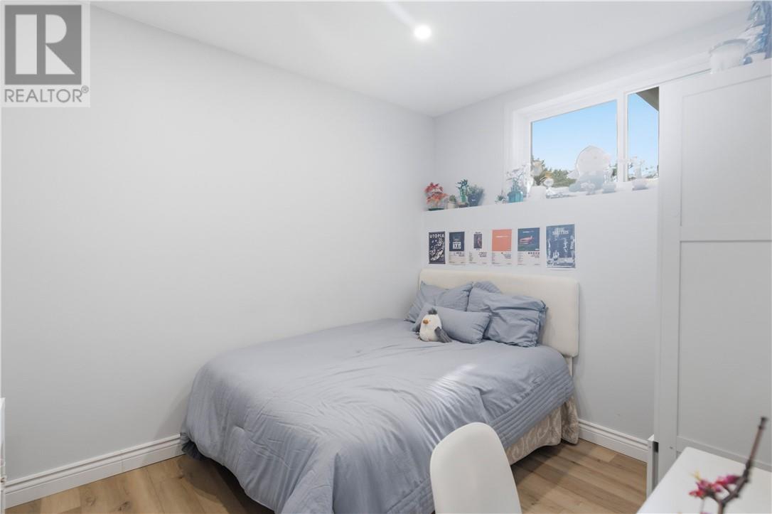 90 Landreville Drive - 24