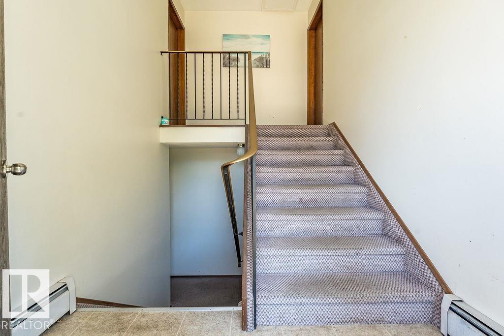 3812-3814 53 ST - 18