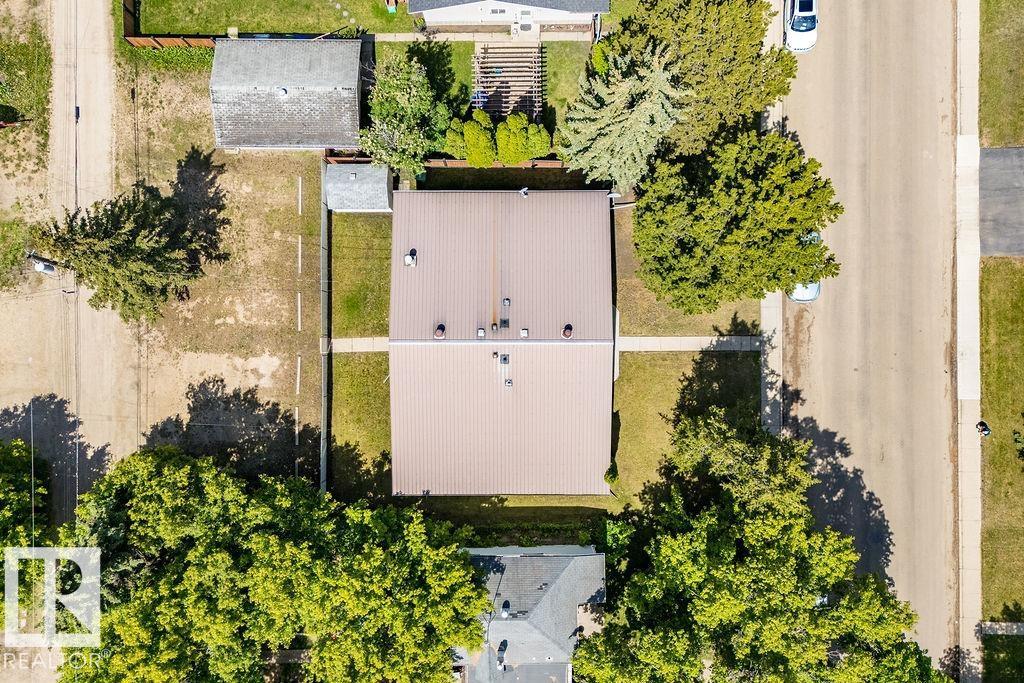 3812-3814 53 ST - 22