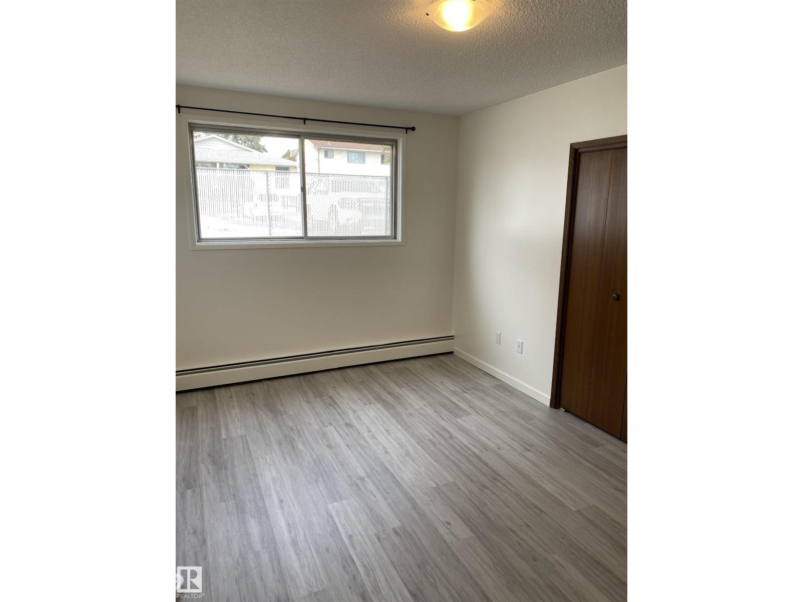 3812-3814 53 ST - 29