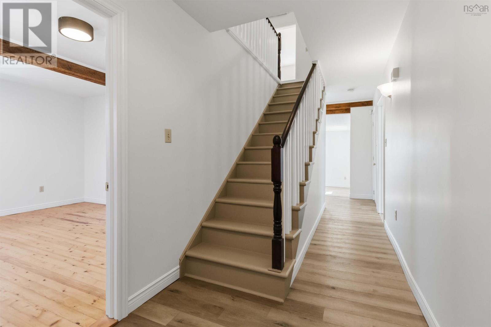 341 Myra Road - 18
