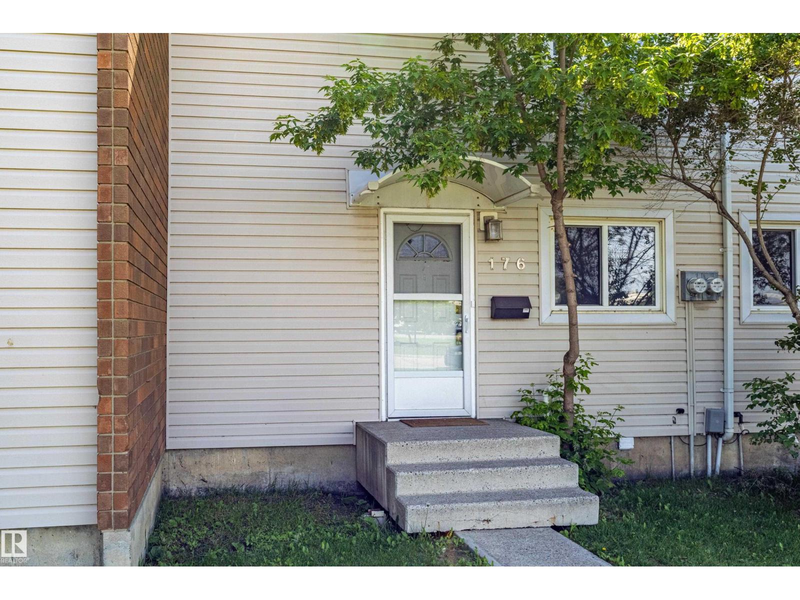 176 Centennial Court NW - photo 4