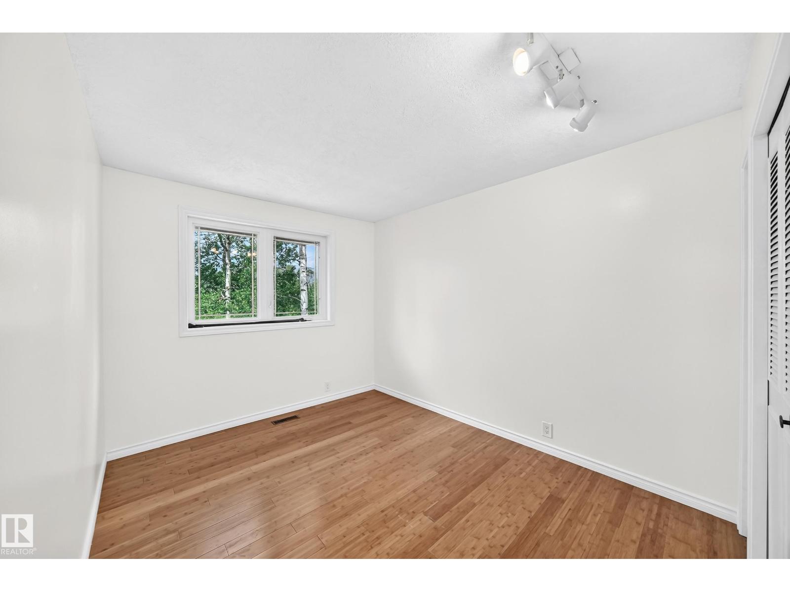 38 BEAUVISTA DR - 42