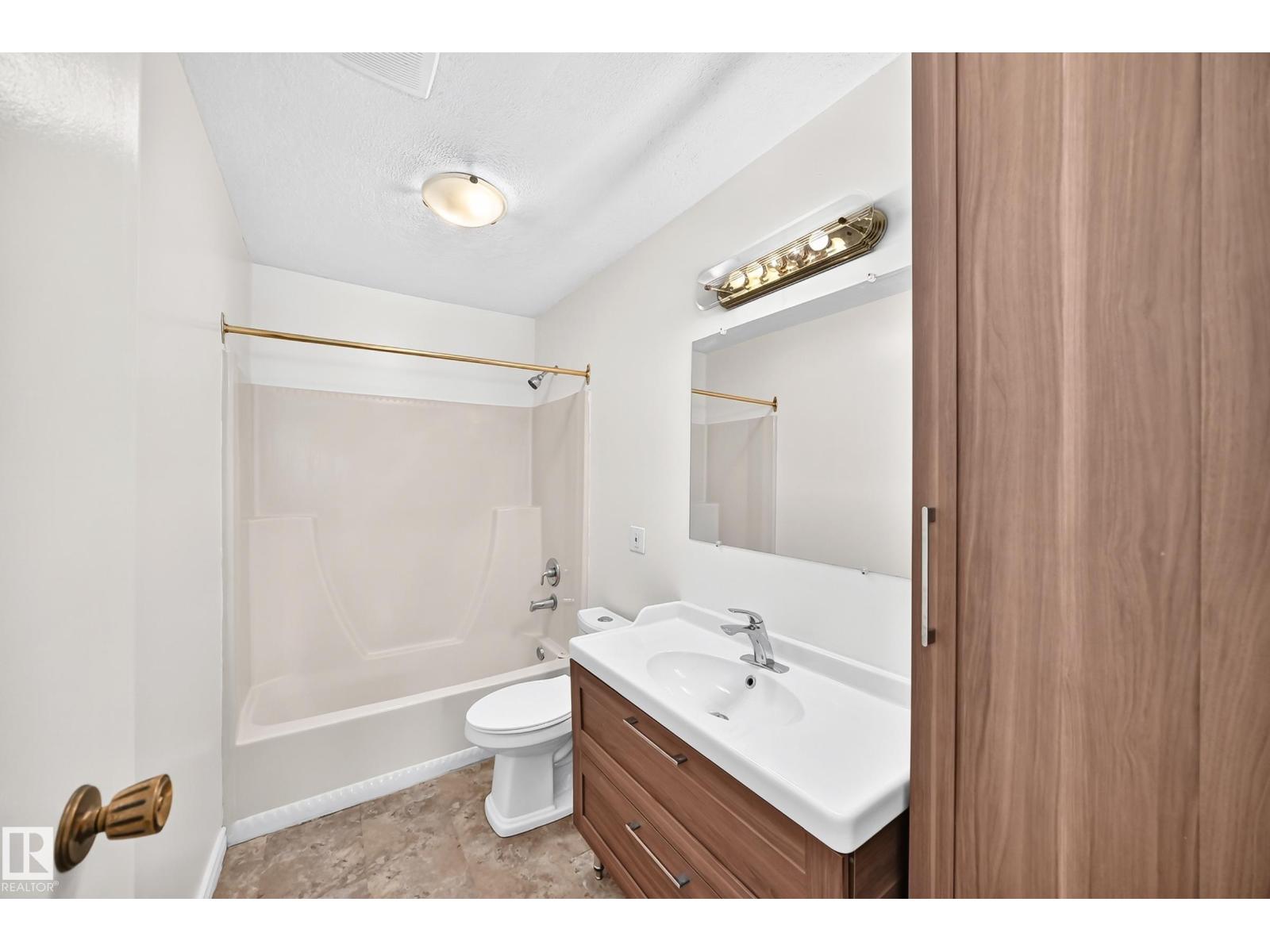 38 BEAUVISTA DR - 45