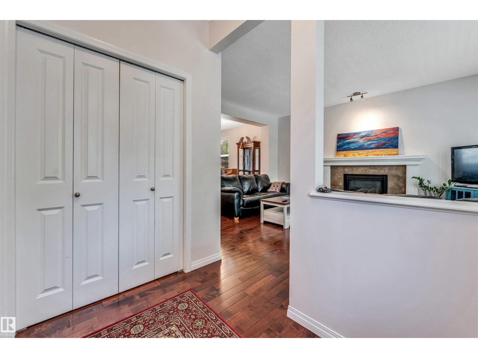 1135 74 ST SW - 11