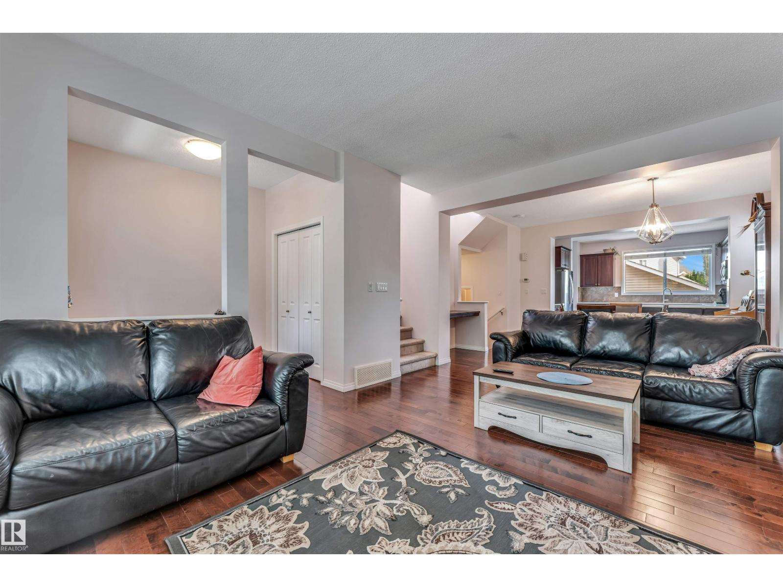1135 74 ST SW - 14