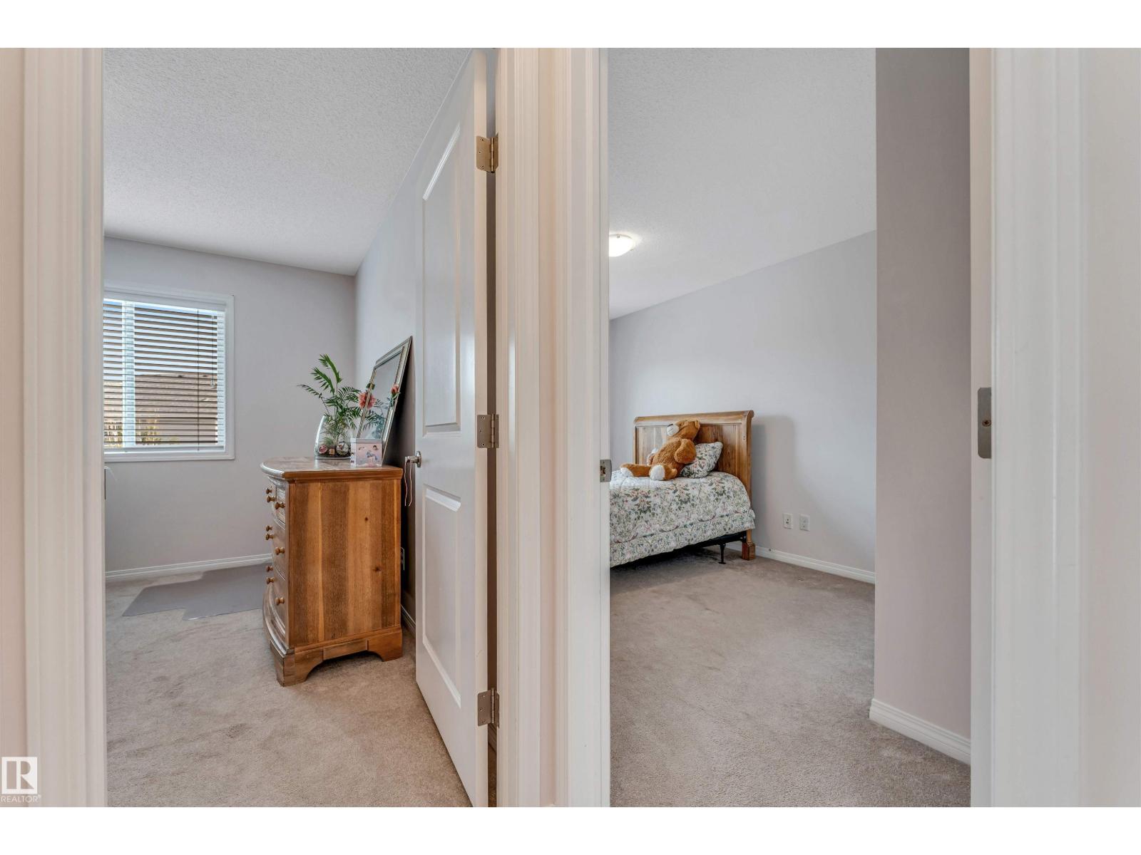 1135 74 ST SW - 27