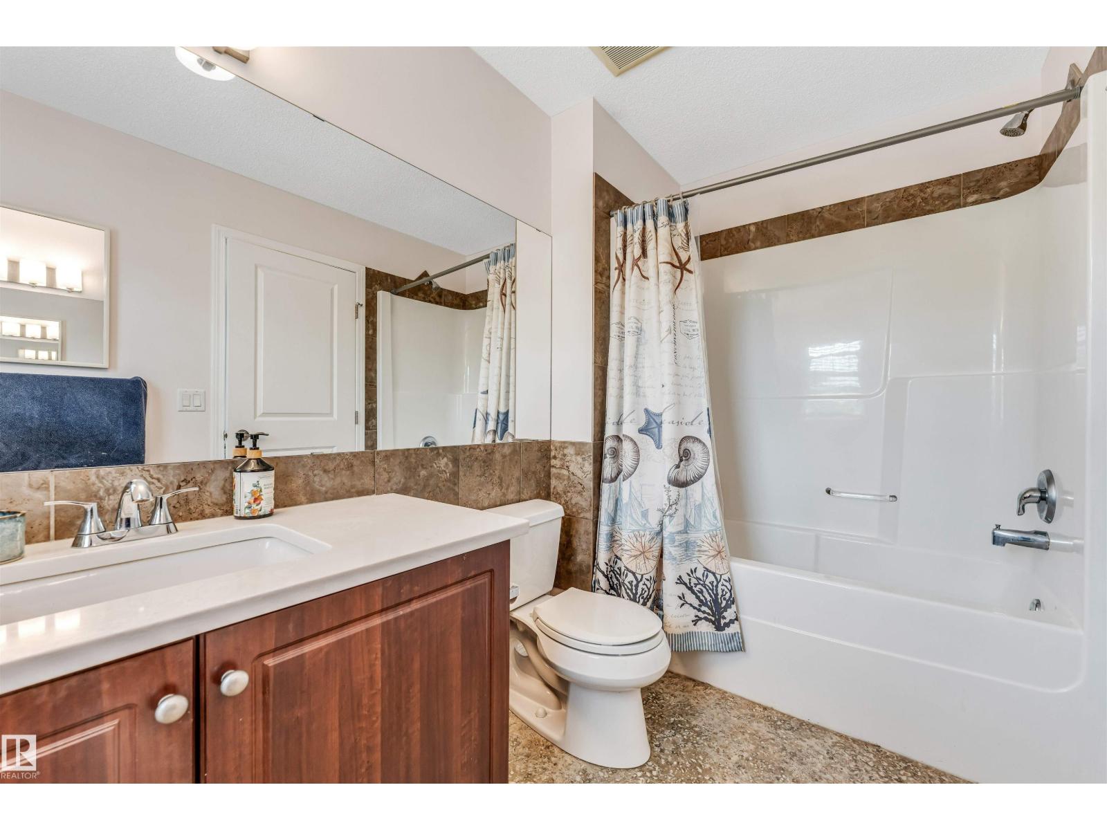1135 74 ST SW - 38
