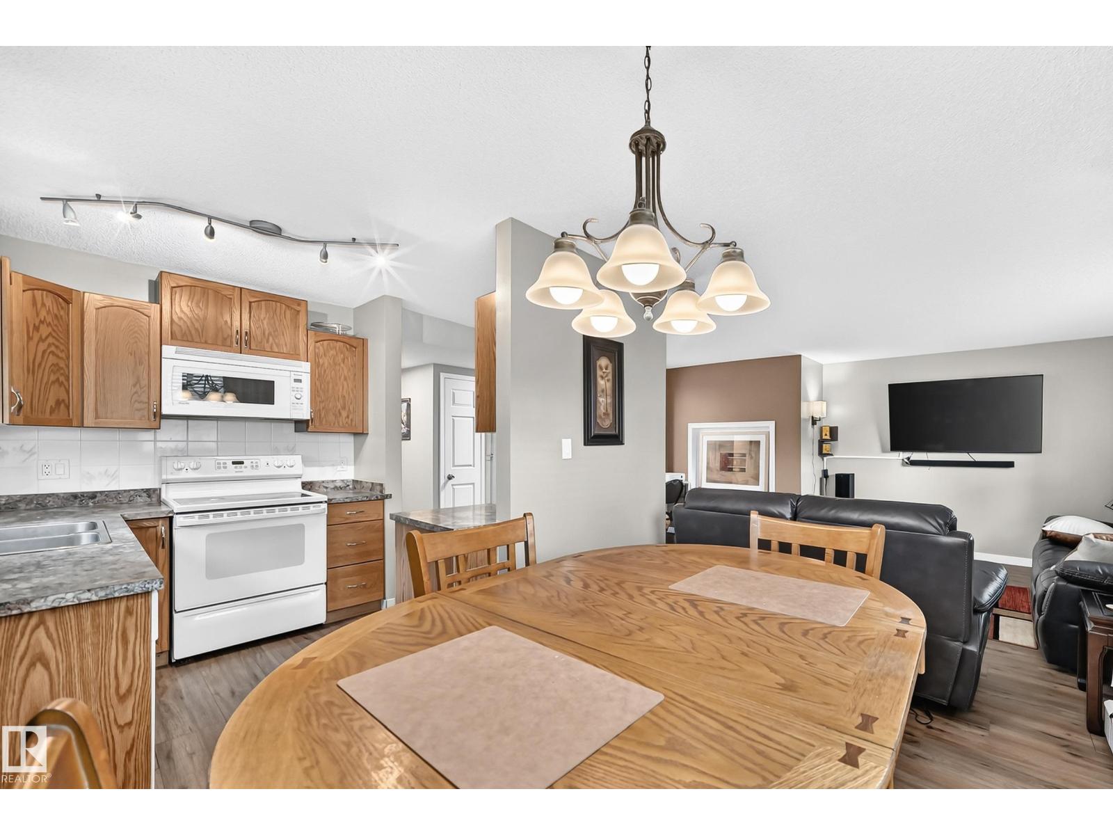 #102 224 CHURCH RD - 17