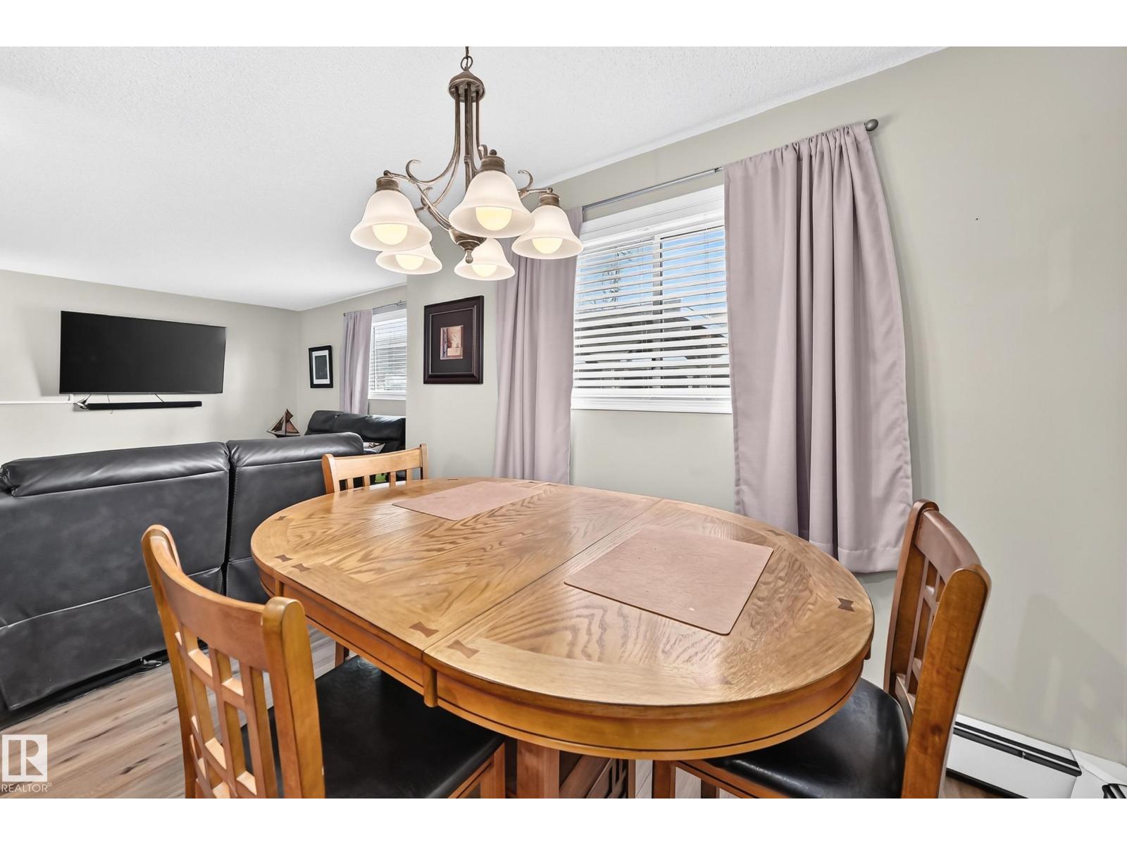 #102 224 CHURCH RD - 18