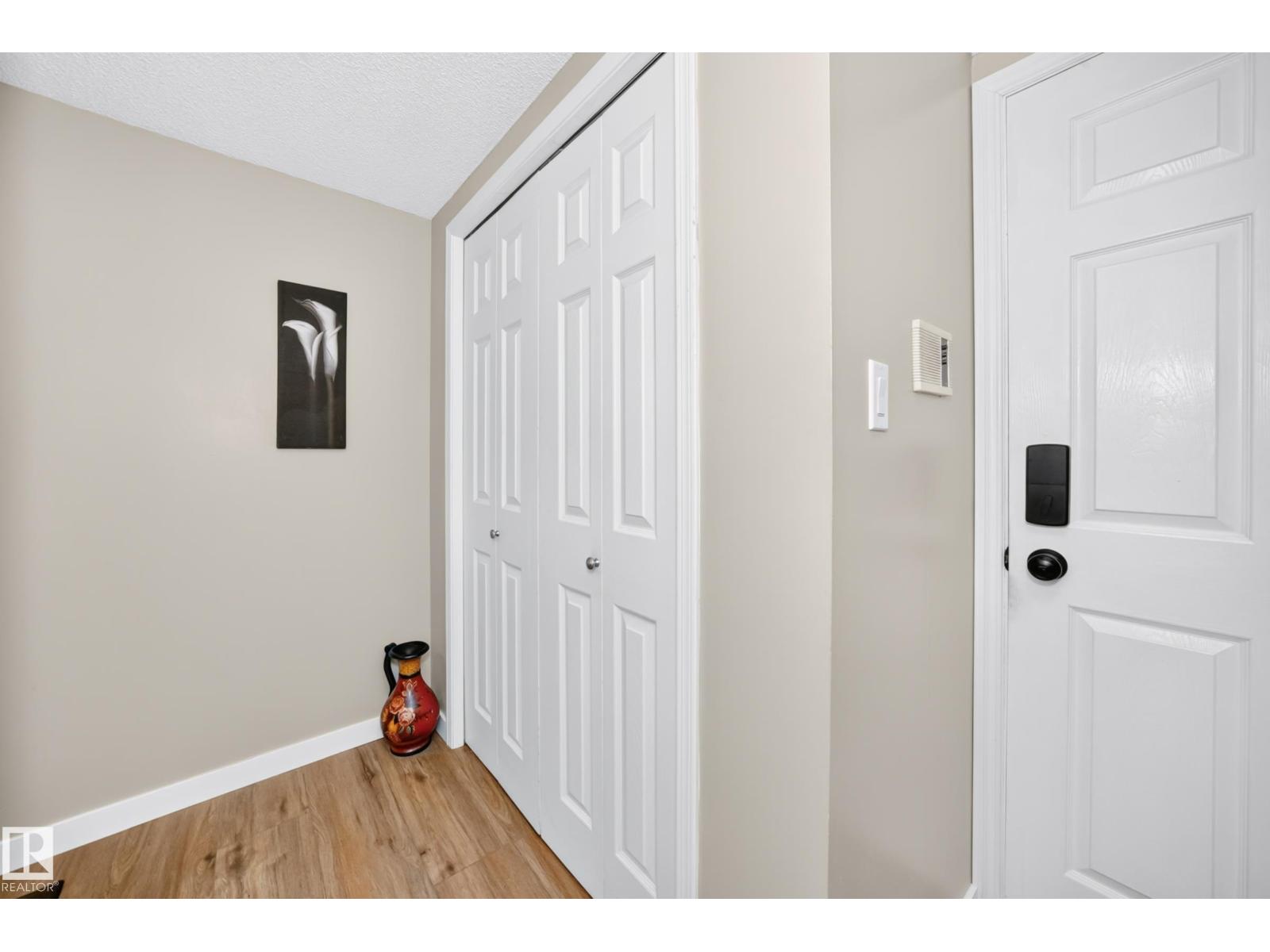 #102 224 CHURCH RD - 27