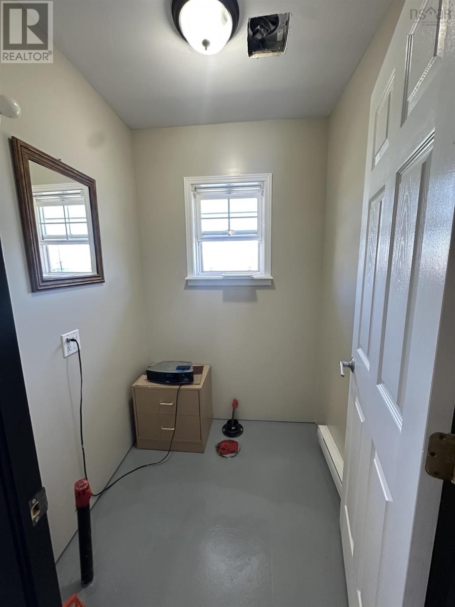 529 Main Street - 24