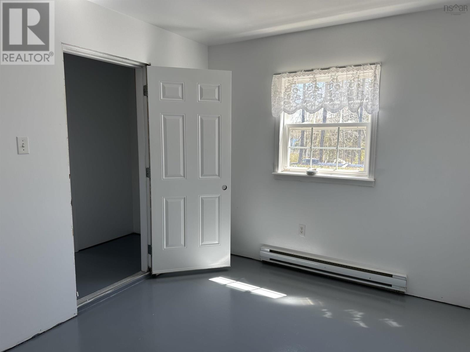 529 Main Street - 30