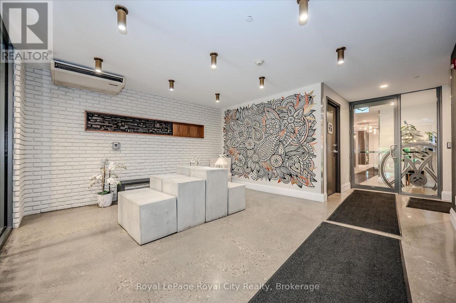 #103 63 ARTHUR STREET S - 20