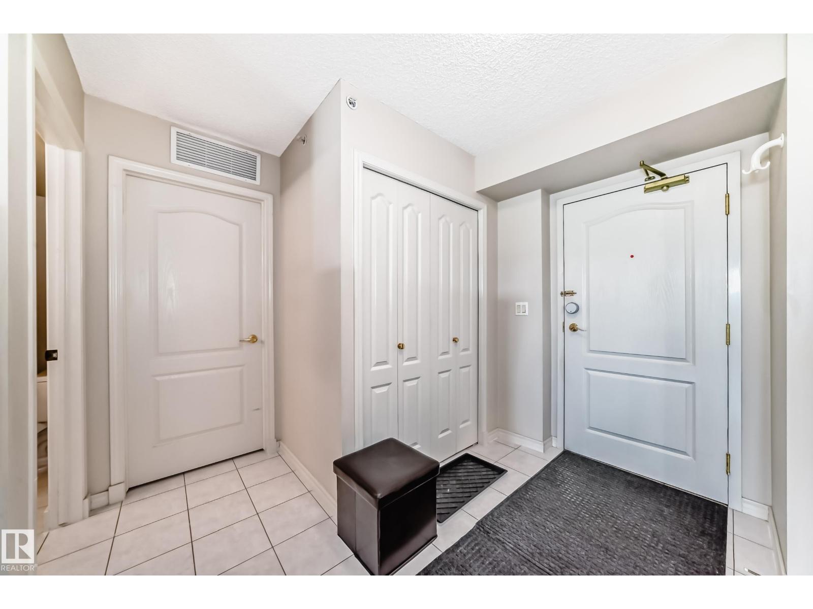 #406 10909 103 AV NW - 12