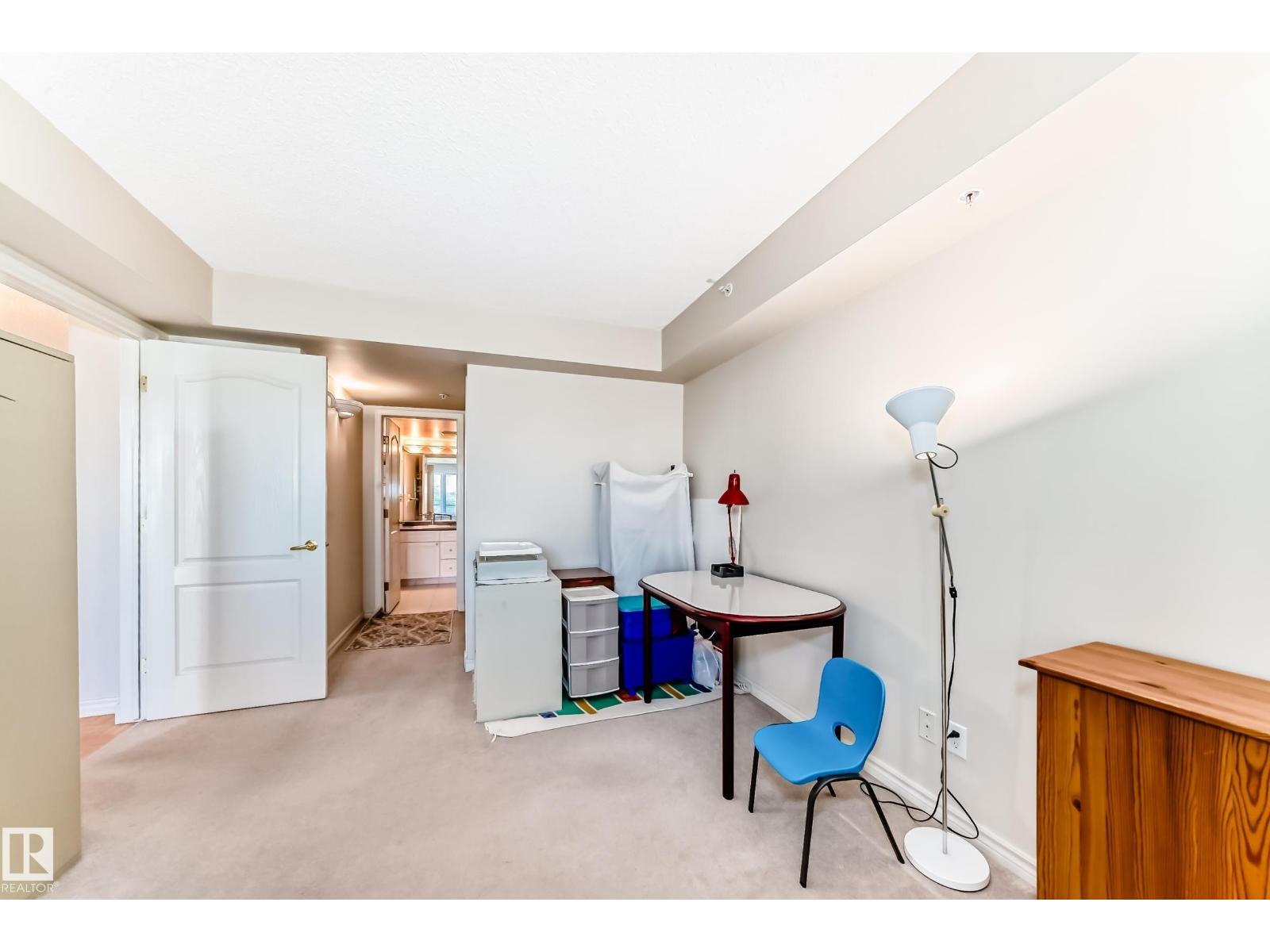 #406 10909 103 AV NW - 26