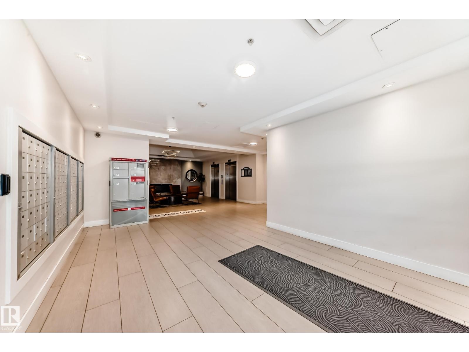 #406 10909 103 AV NW - 39
