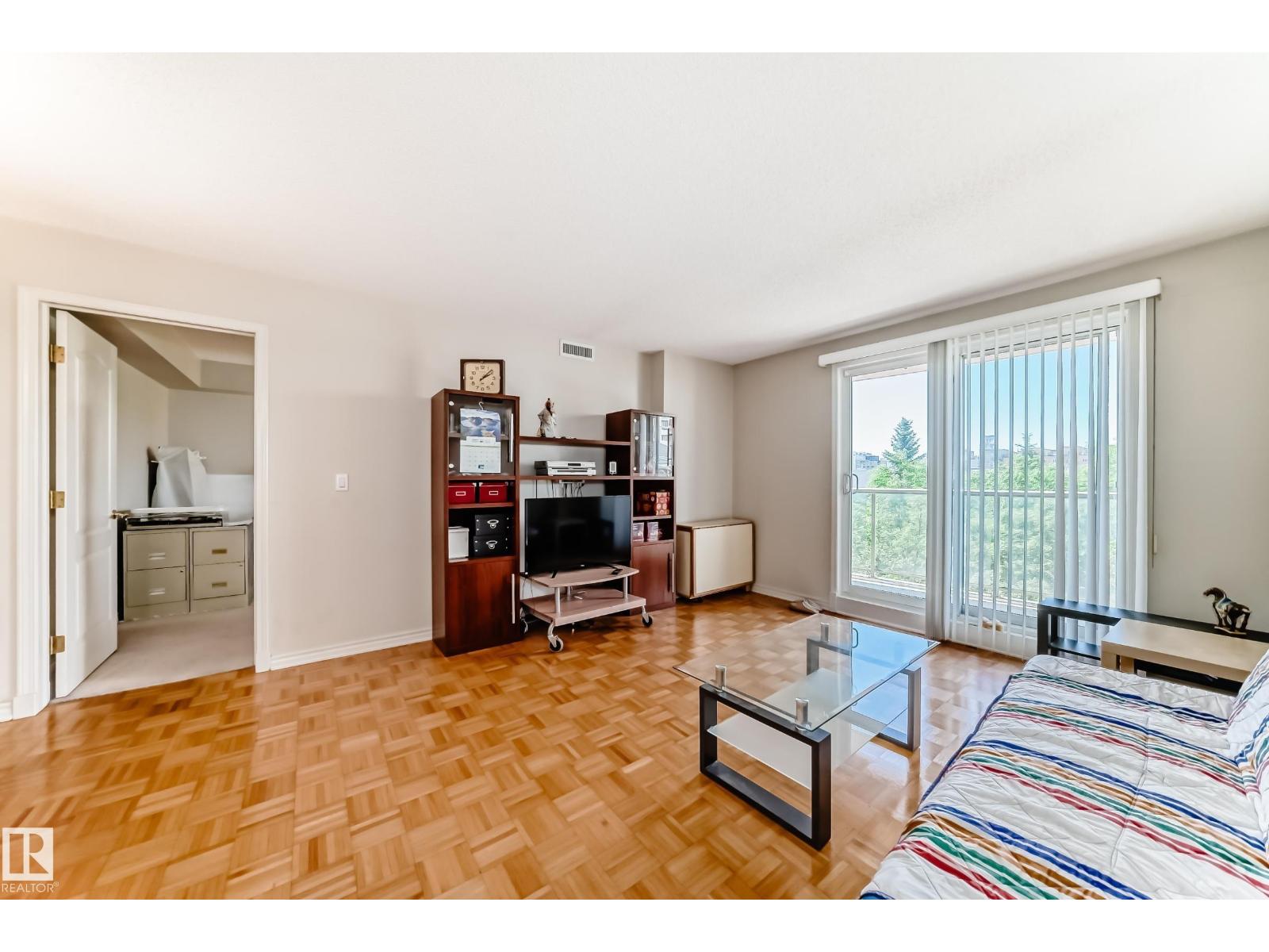 #406 10909 103 AV NW - 21