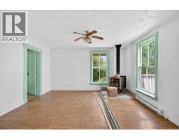 5545 Island Hwy S, Union Bay, BC V0R3B0 Photo 20